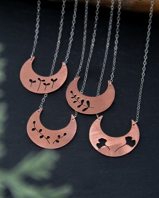 Botanical small Crescent necklace