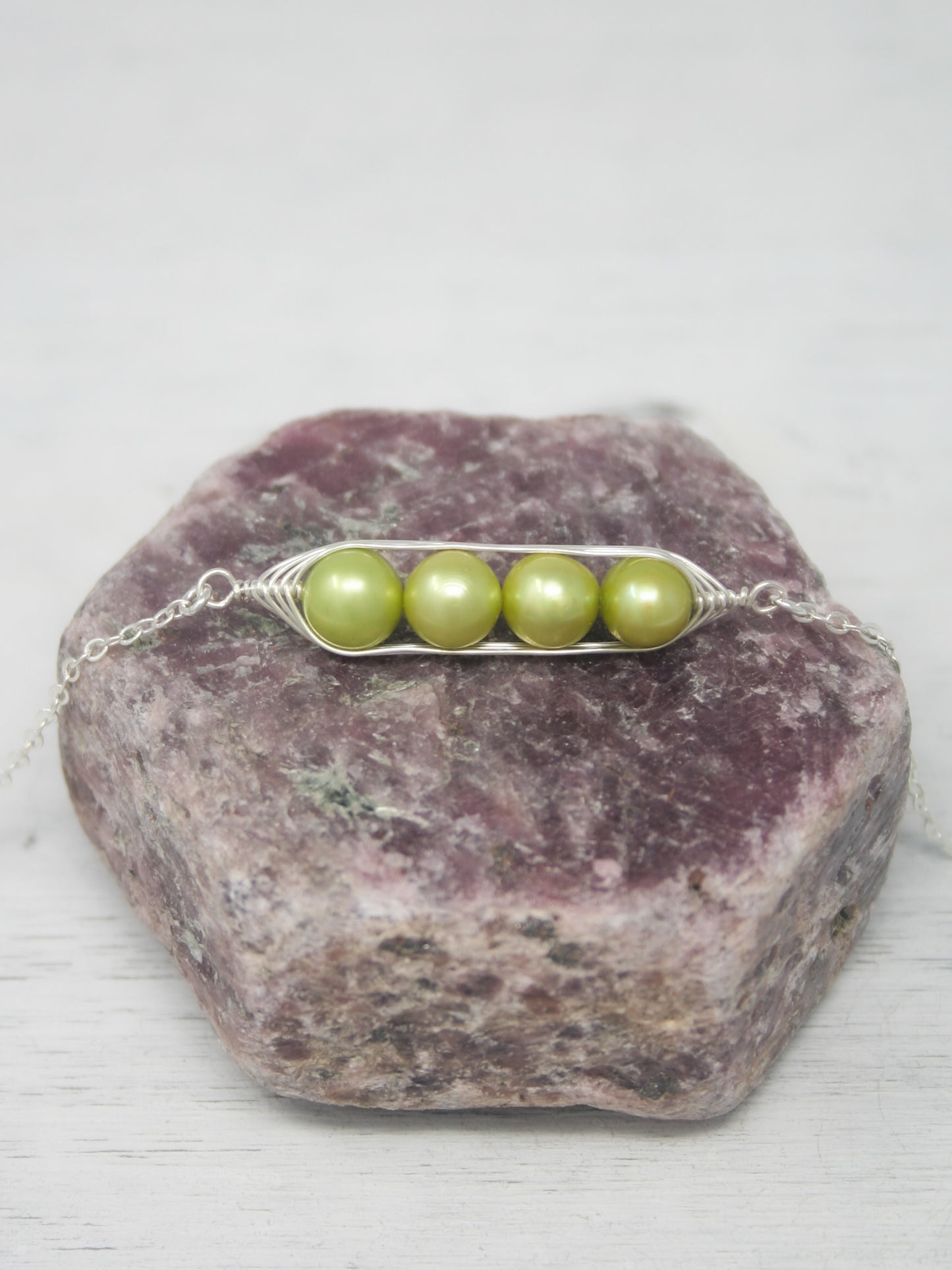 Four peas in a pod bracelet [made to order]