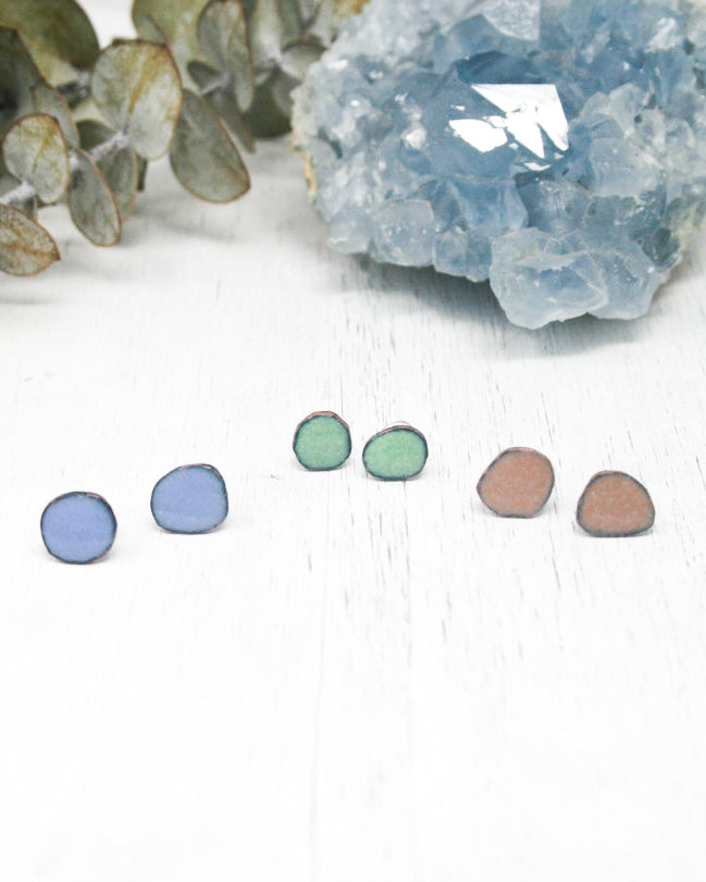 Bitty post, stud earrings