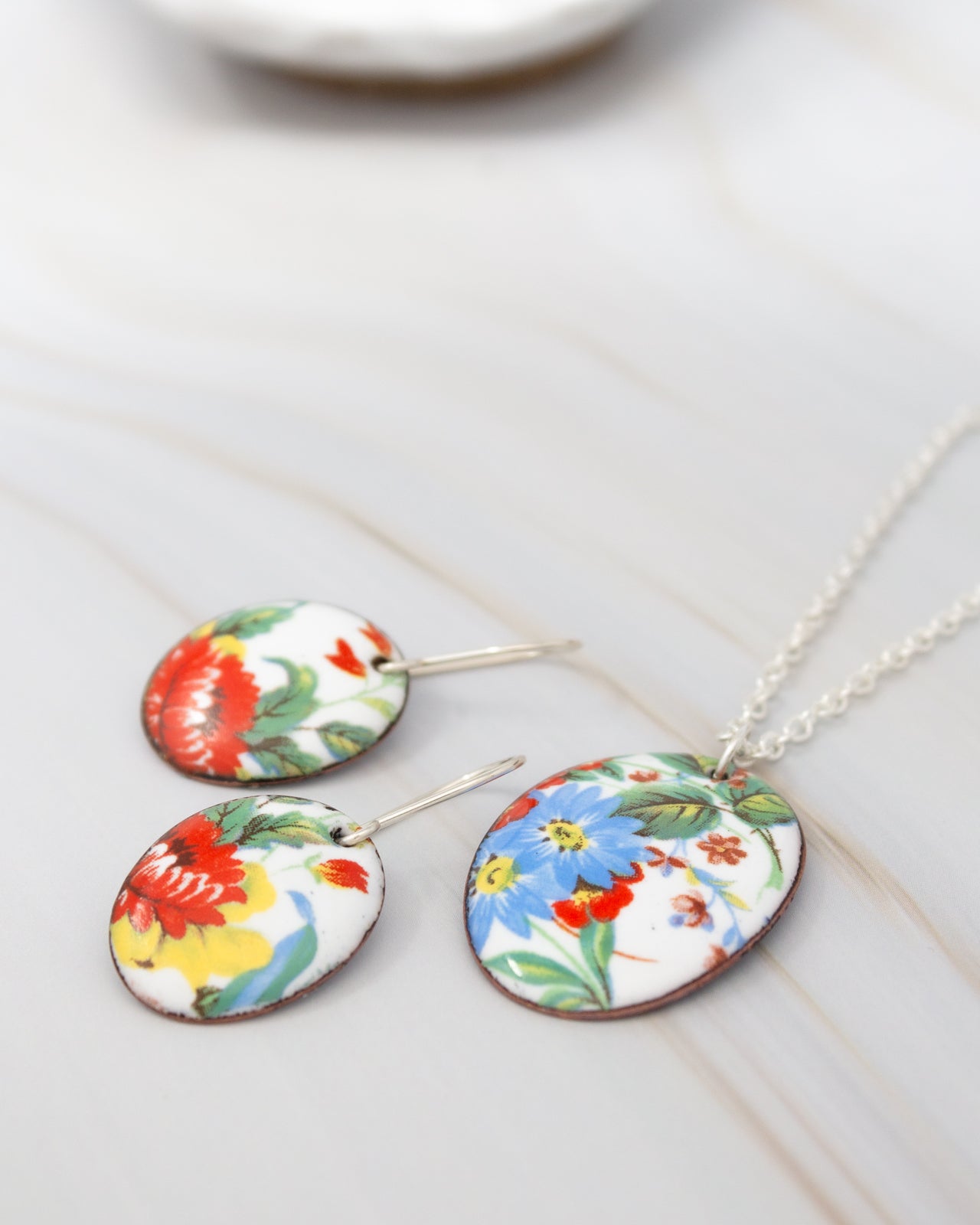 Wildflower Garden Vintage Revival Necklace, Large Medallion