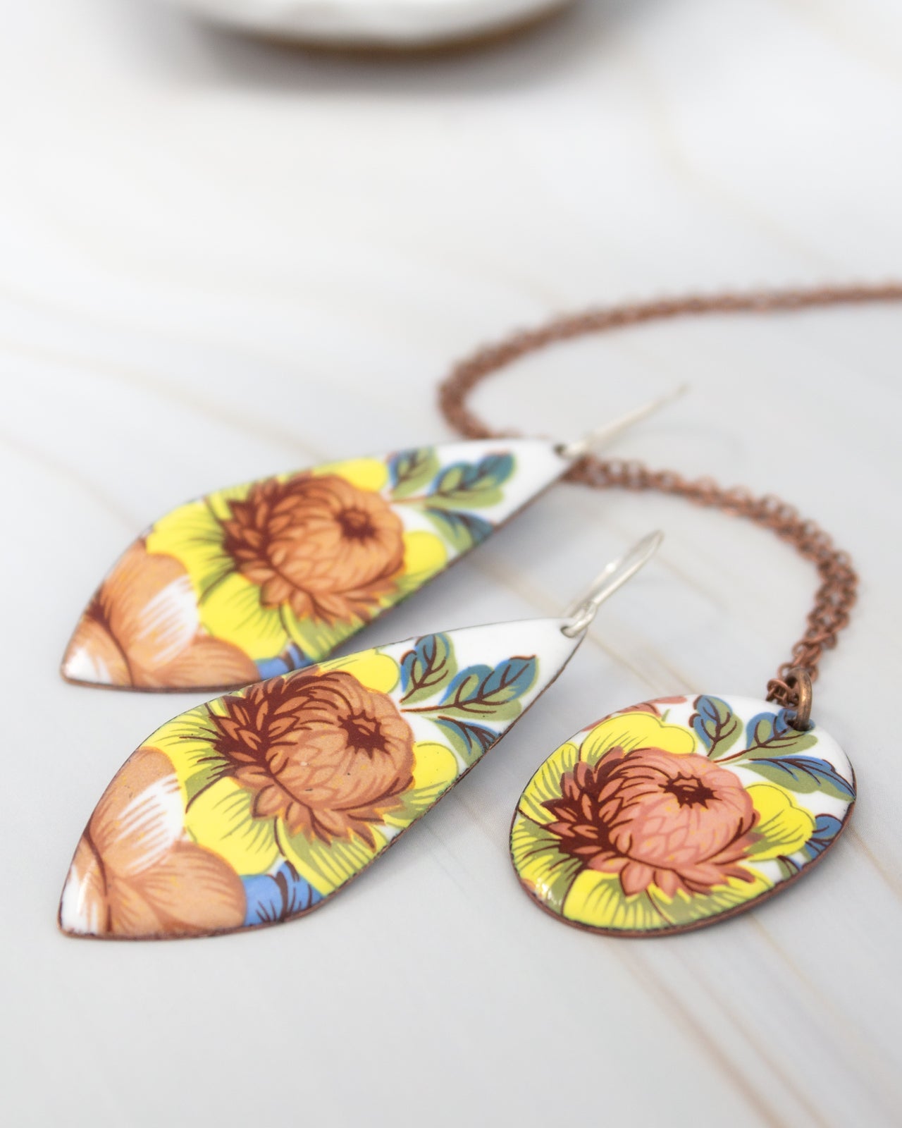 Cottage Garland Vintage Revival Necklace, Large Medallion