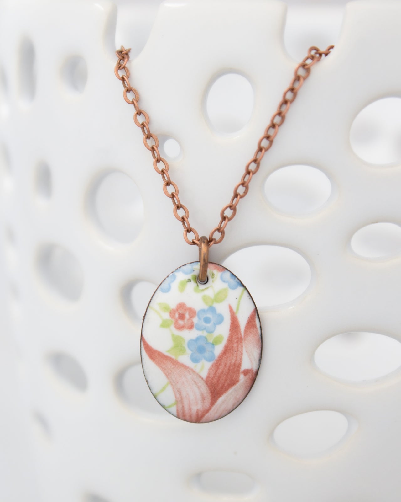Tulip Tree Vintage Revival Necklace, Small medallion