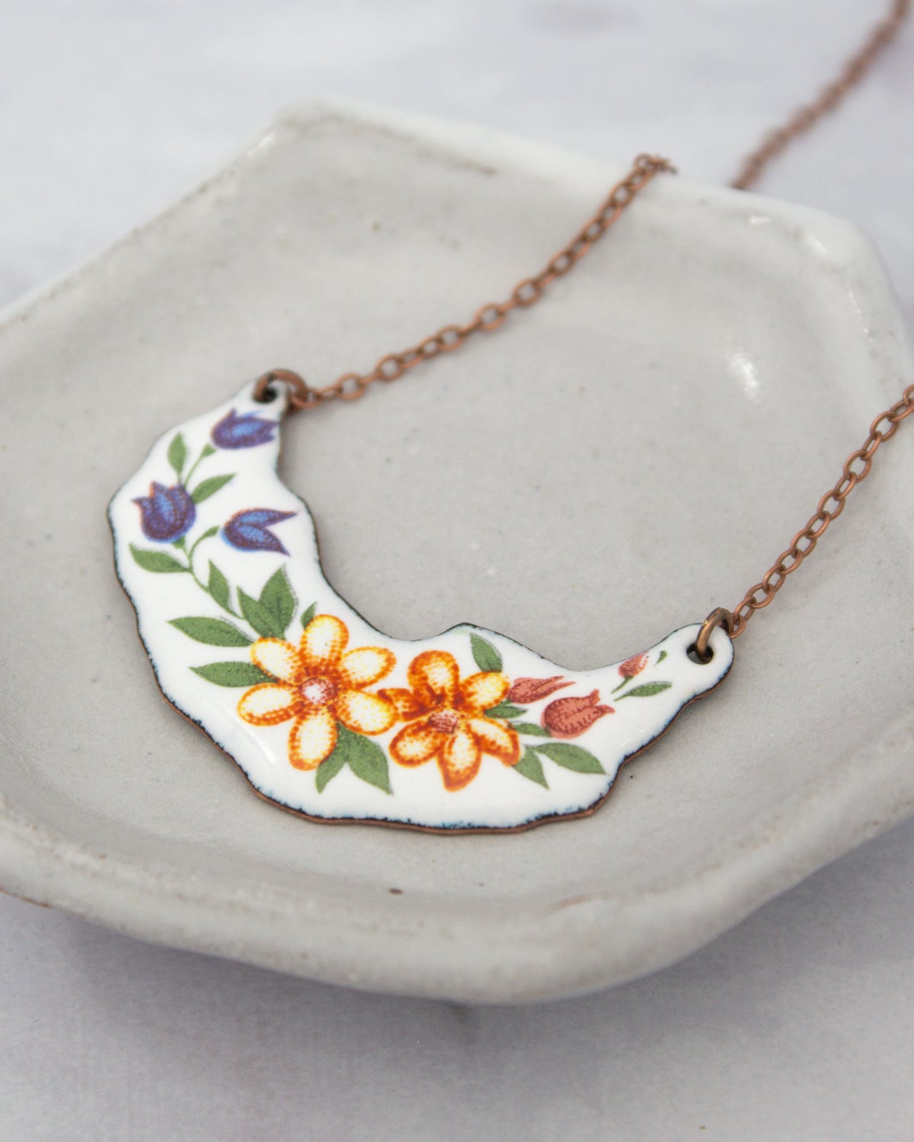 Vintage Revival Necklace, Spring Garland