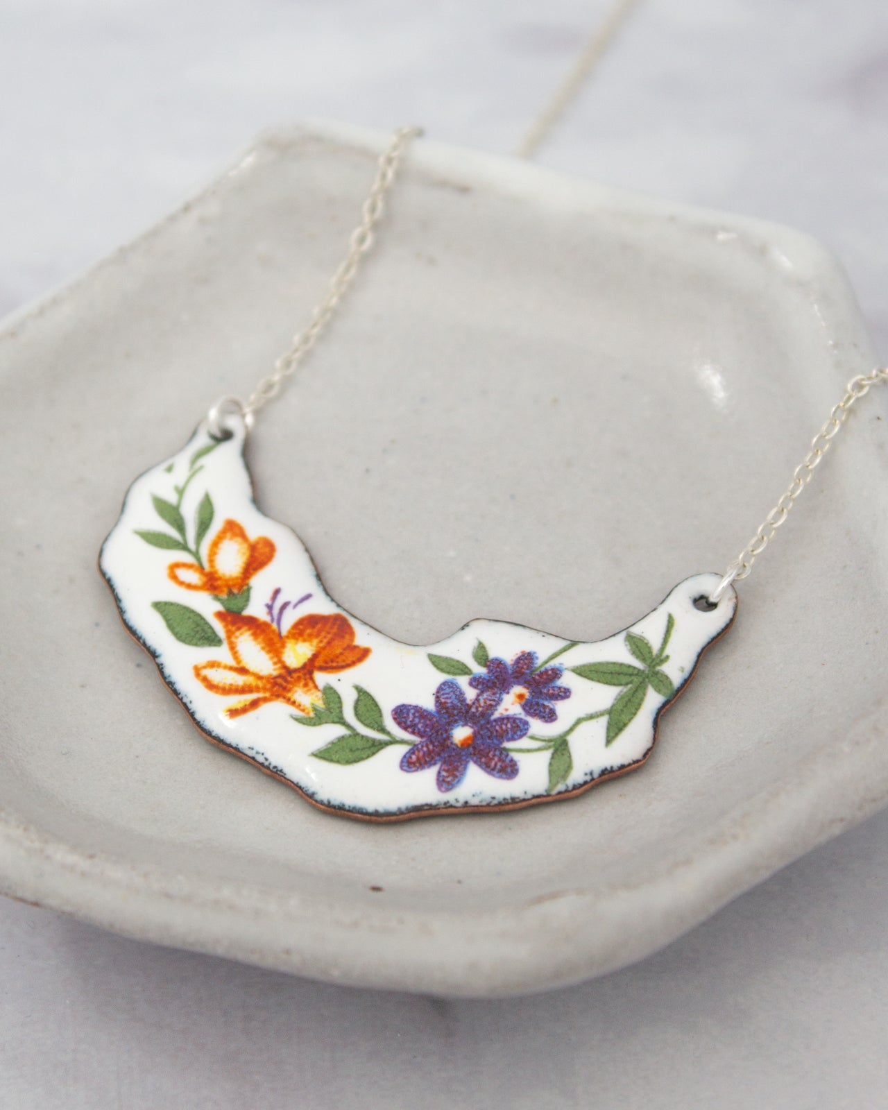 Vintage Revival Necklace, Spring Garland