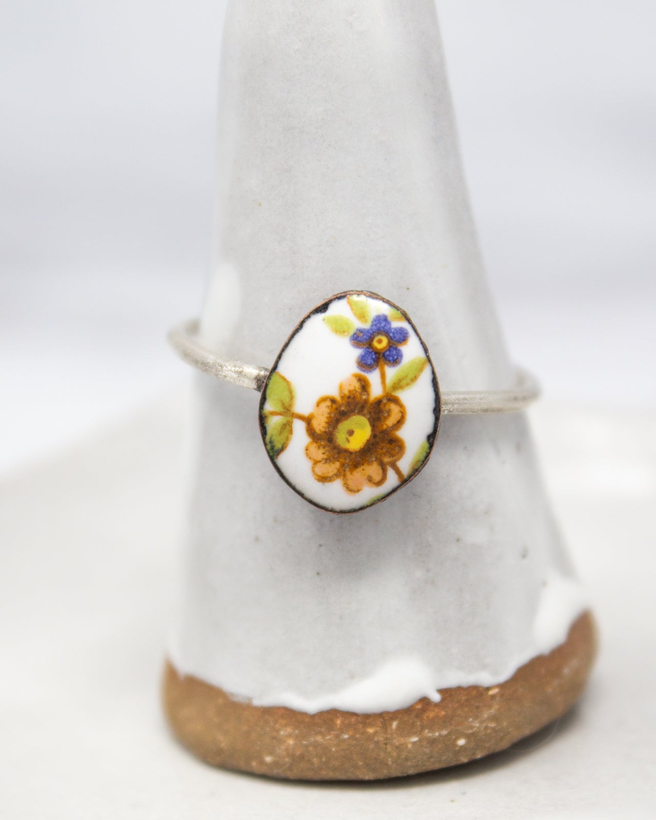 Vintage Revival Ring Sz 9