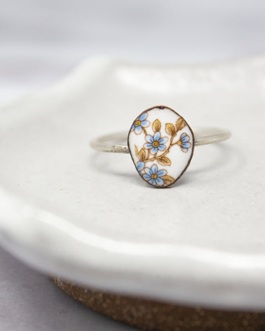 Vintage Revival Ring Sz 9