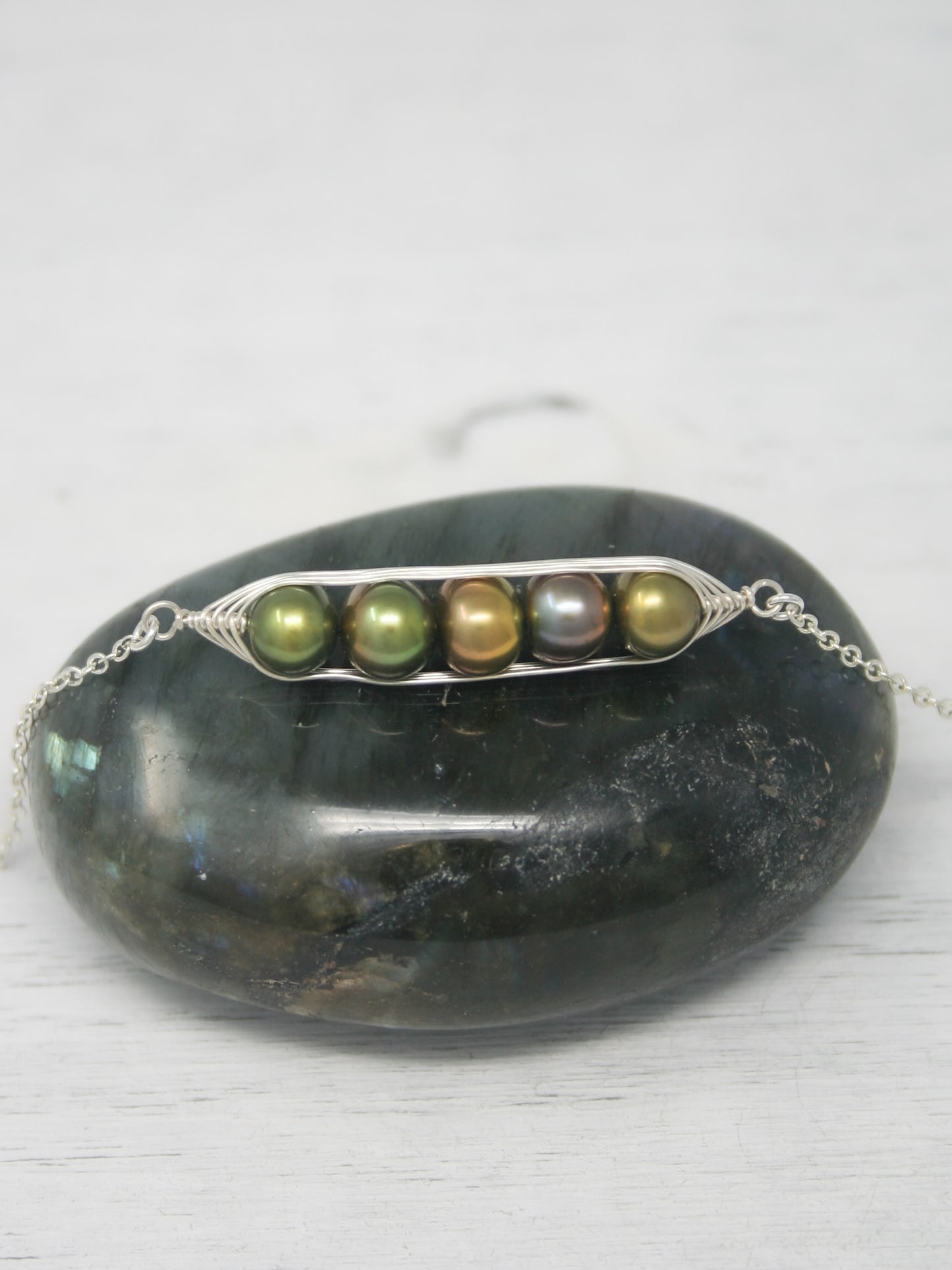 Five peas in a pod bracelet [made to order]