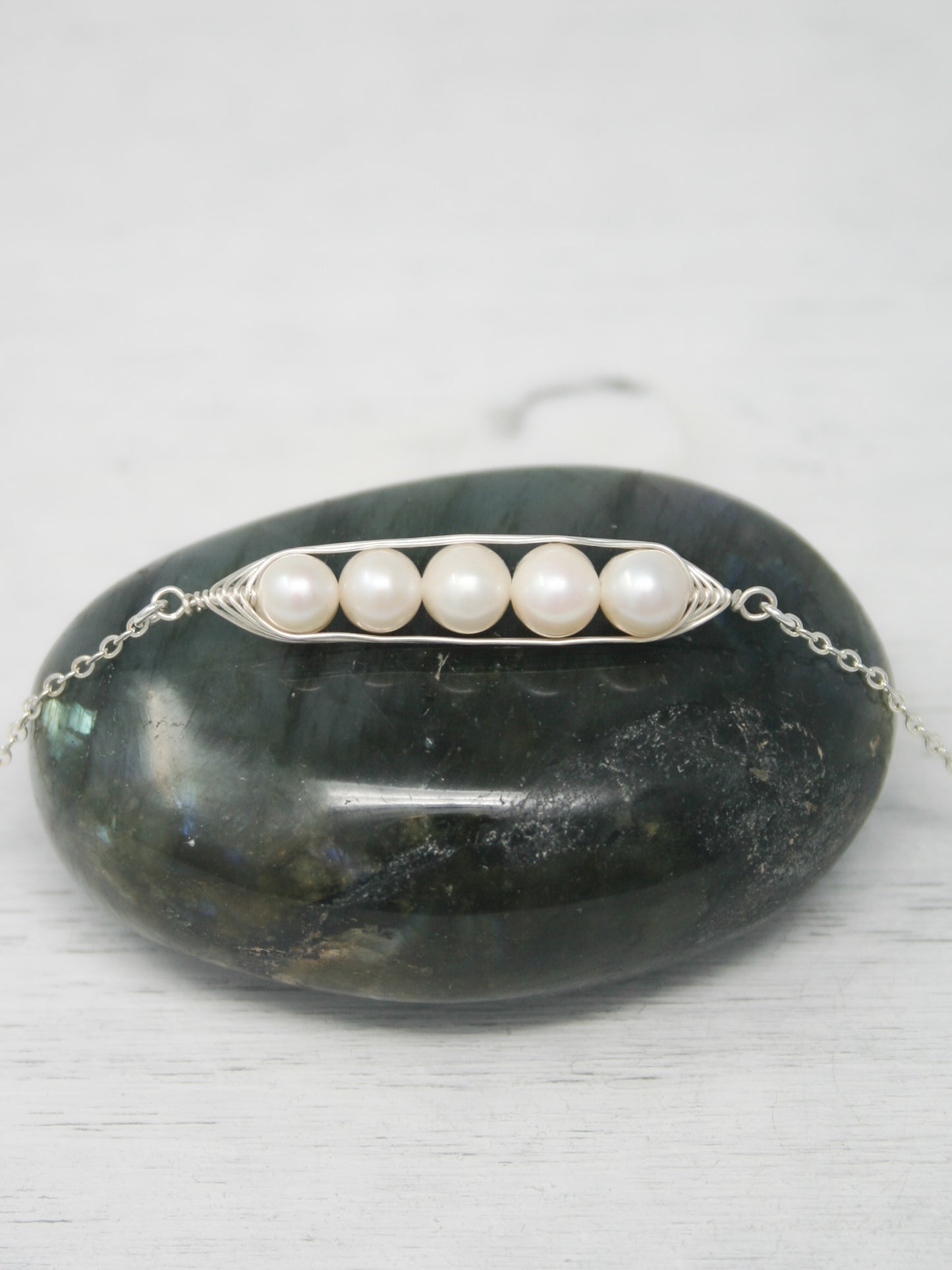 Five peas in a pod bracelet [made to order]